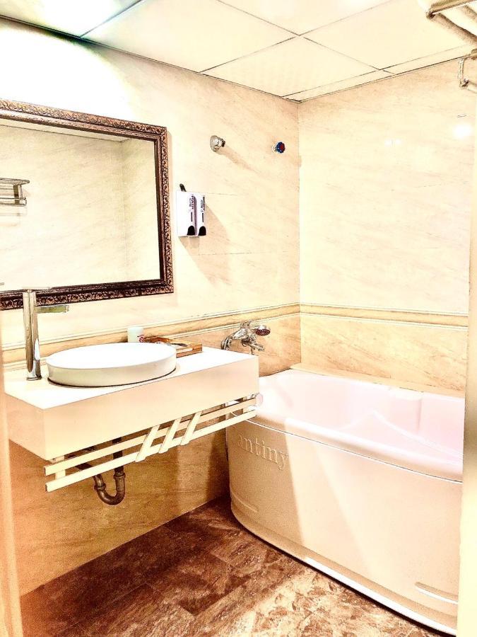 Holiday Hotel 2 Hai Phong Dış mekan fotoğraf
